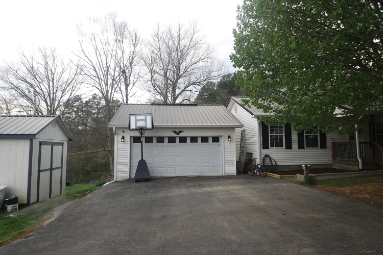 Listing Image 40
