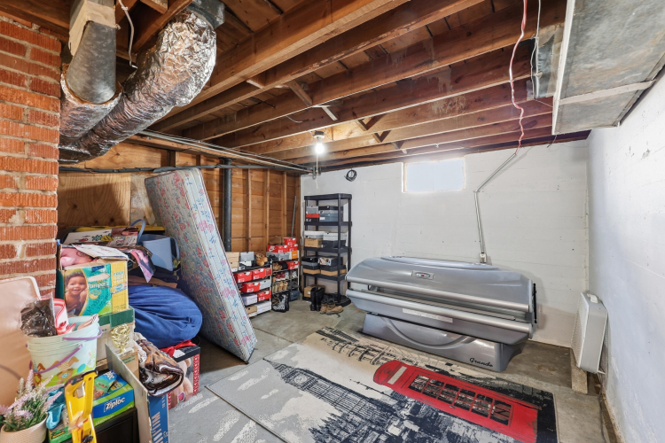 Listing Image 24