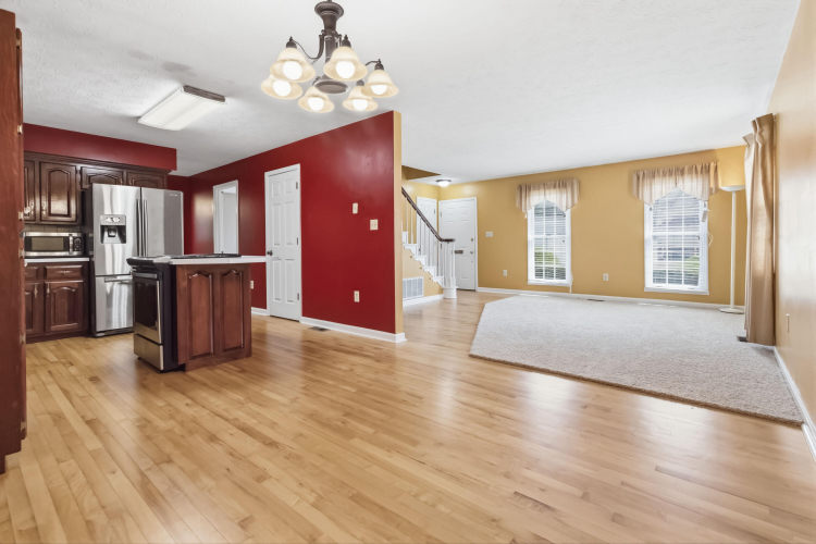 Listing Image 13