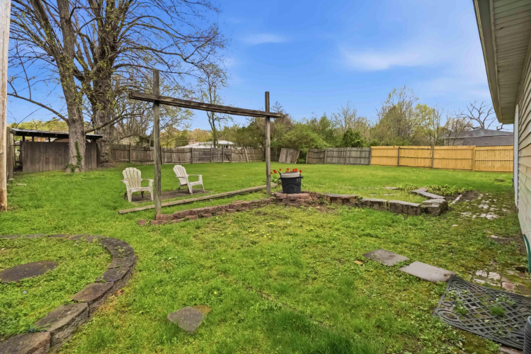 Listing Image 40