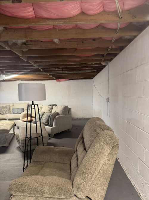 Listing Image 27