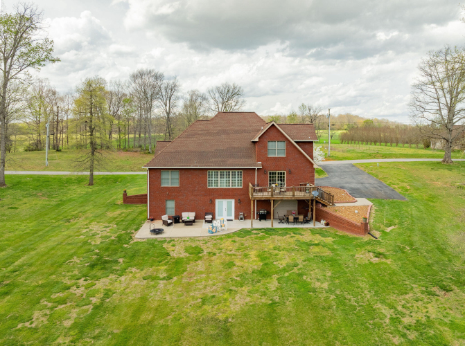 Listing Image 5