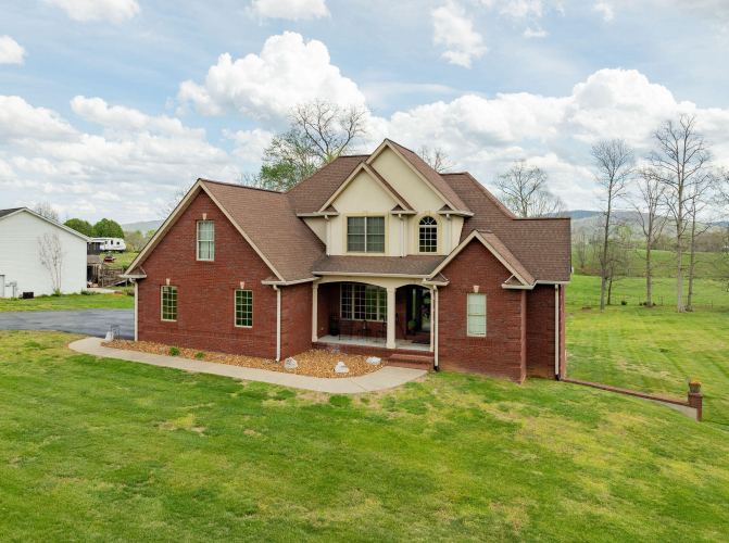Listing Image 7