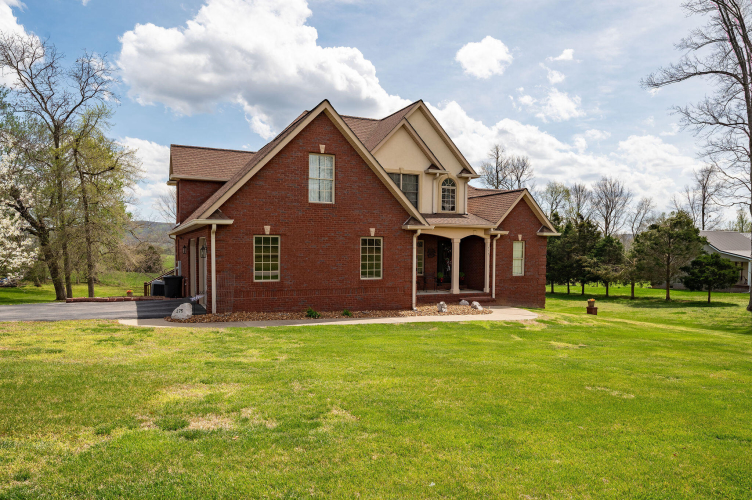 Listing Image 64
