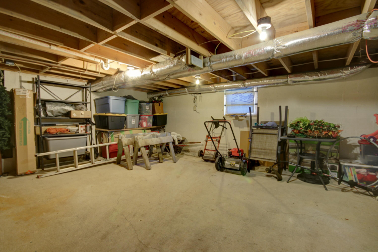 Listing Image 33