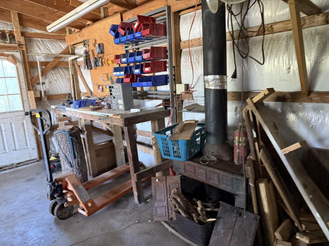 Listing Image 6