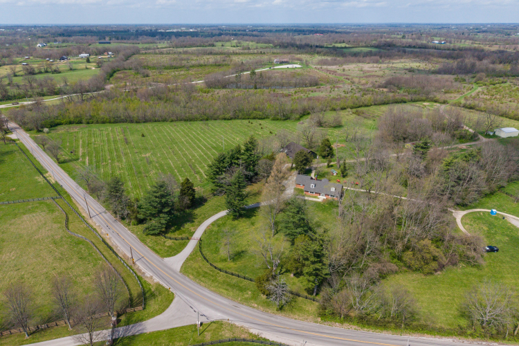 Listing Image 98