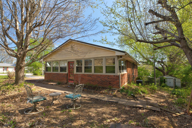 Listing Image 29
