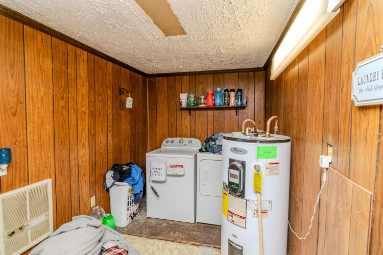 Listing Image 32