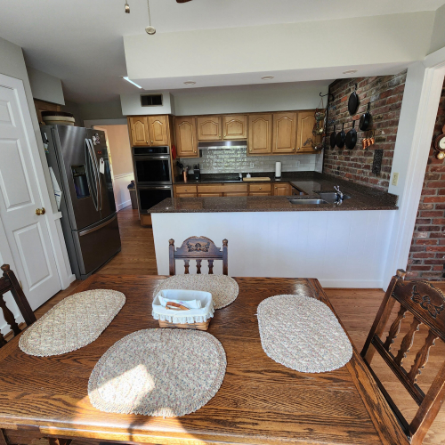 Listing Image 8