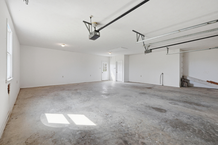 Listing Image 45