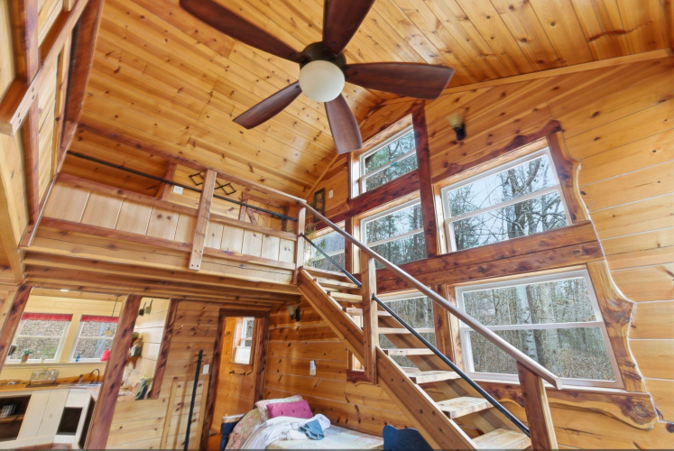 Listing Image 80