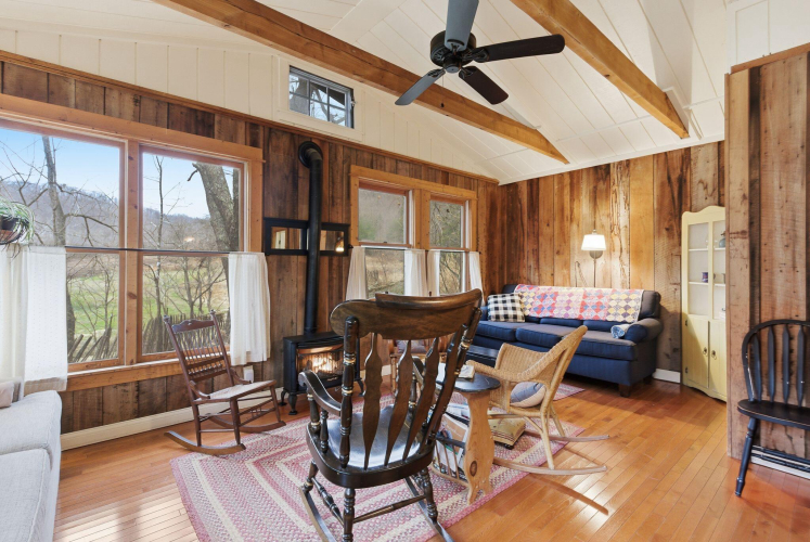 Listing Image 90