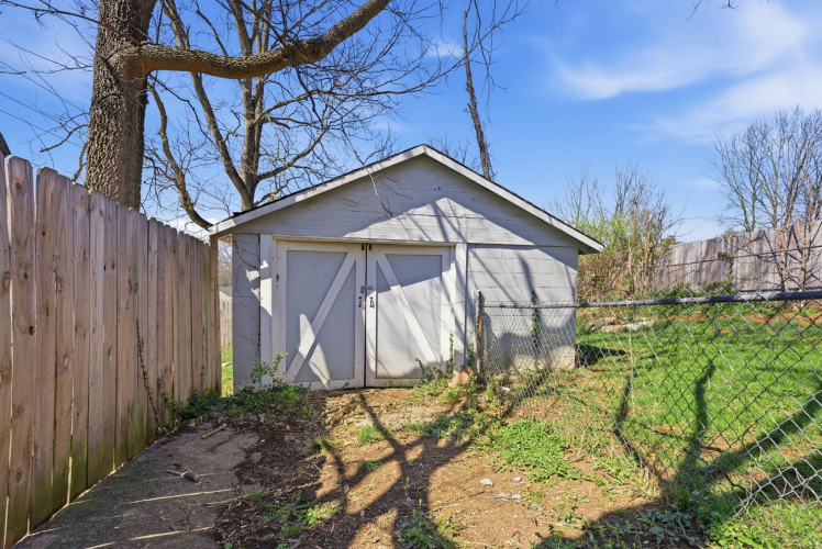 Listing Image 20