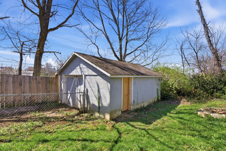 Listing Image 22