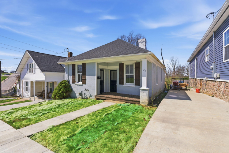 Listing Image 23