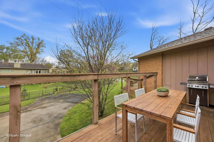 Listing Image 82