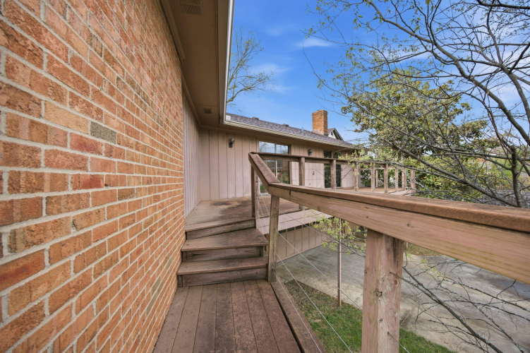 Listing Image 84