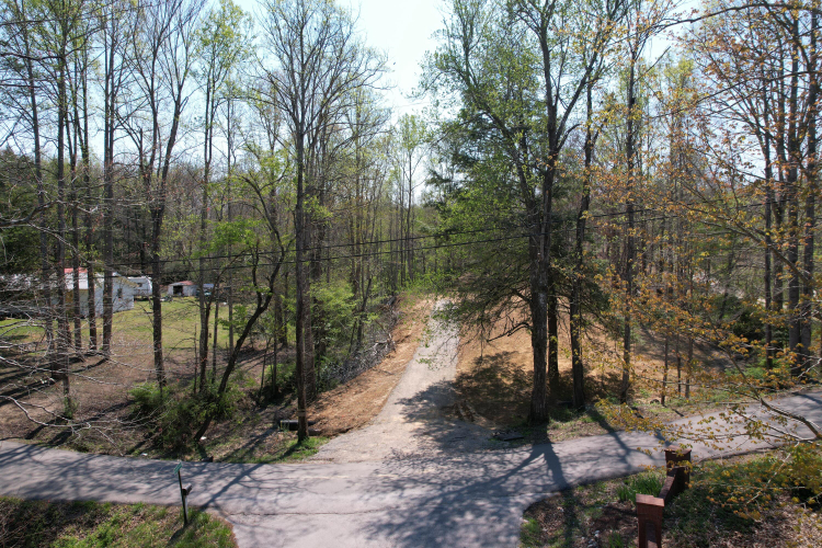 Listing Image 17