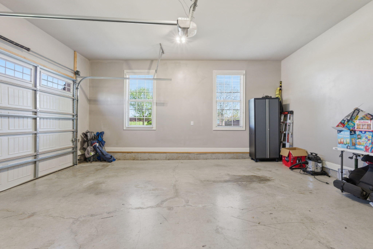 Listing Image 37