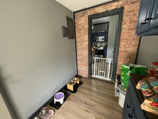 Listing Image 32