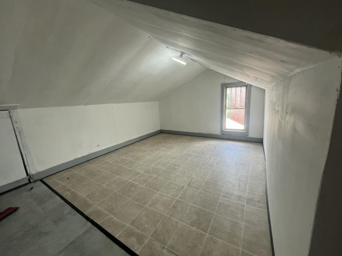 Listing Image 53