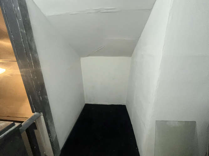 Listing Image 56
