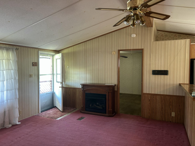 Listing Image 43