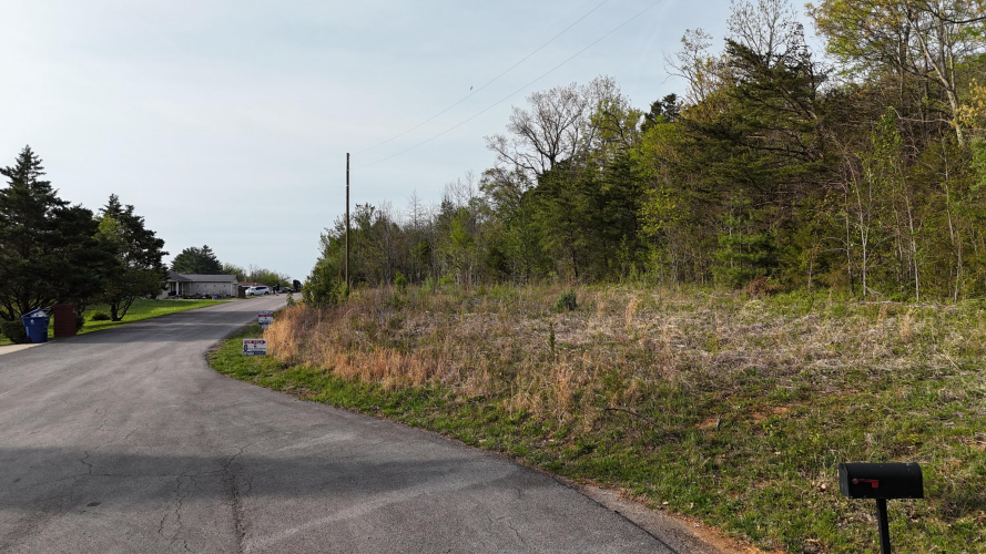 Listing Image 15