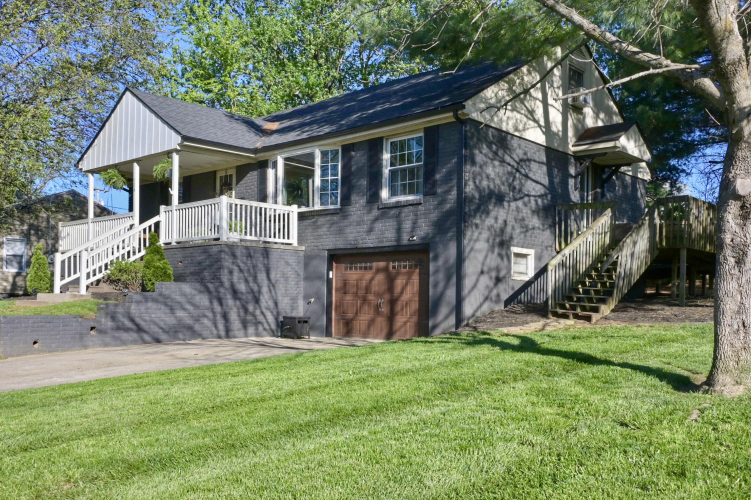 Listing Image 5