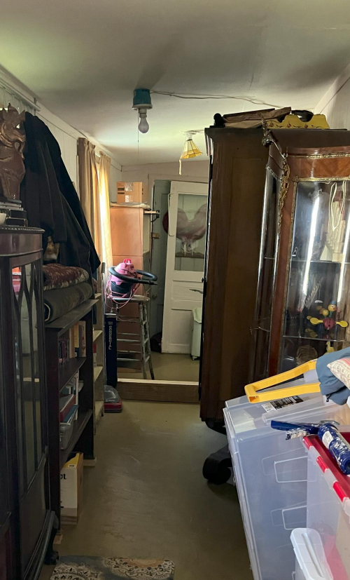 Listing Image 13