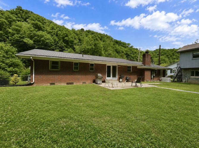 Listing Image 19