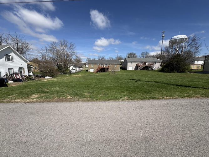 Listing Image 3