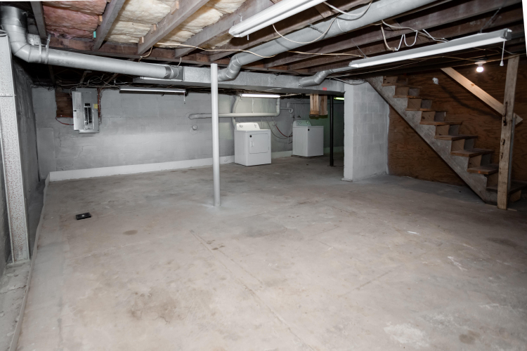 Listing Image 48