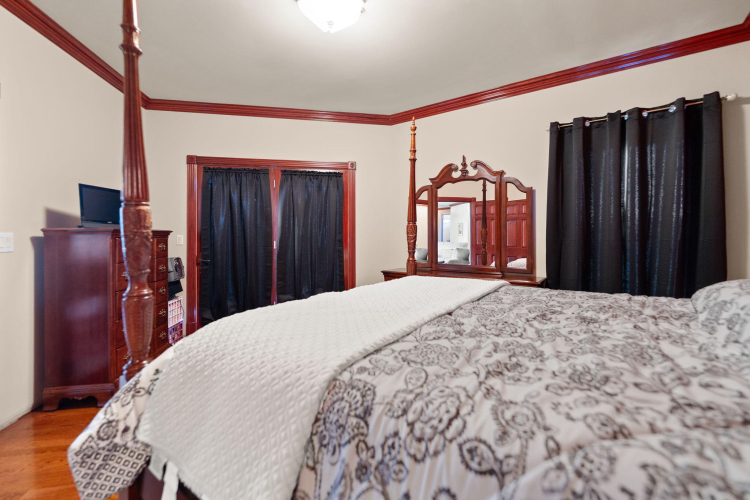 Listing Image 106