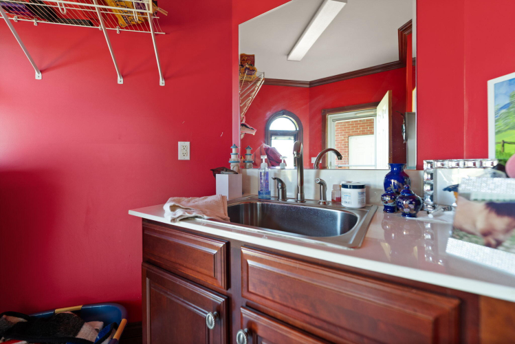 Listing Image 110