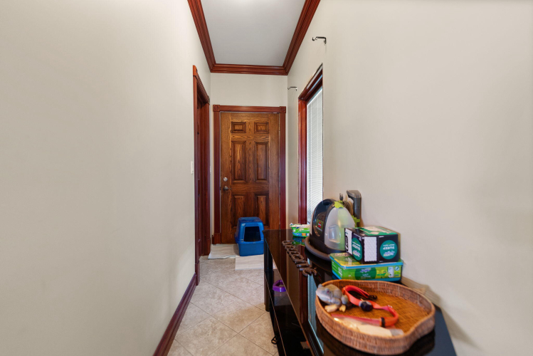 Listing Image 118