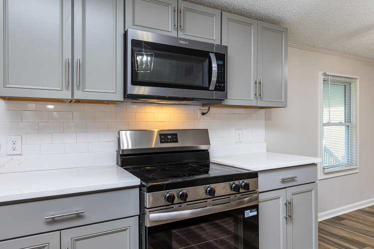 Listing Image 13