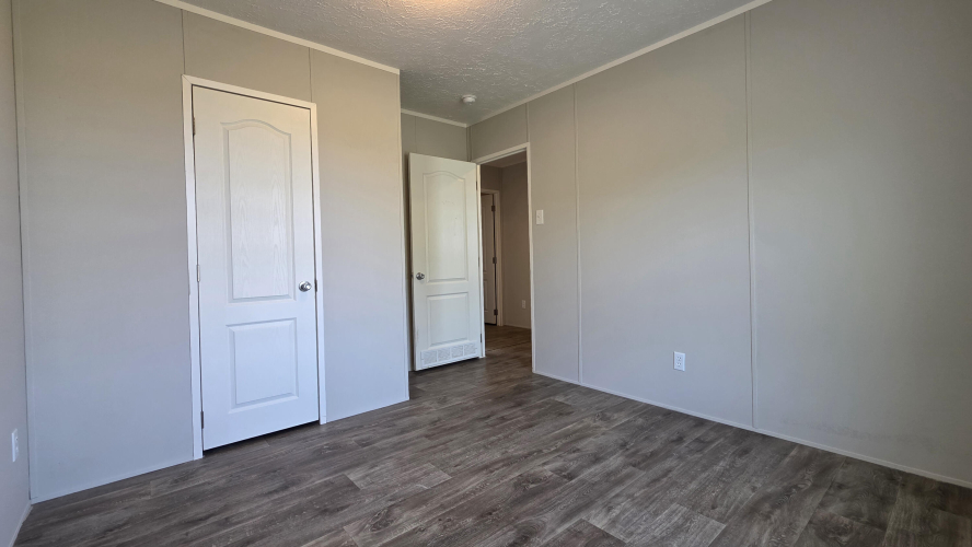Listing Image 30