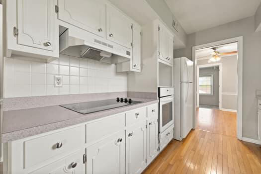 Listing Image 21