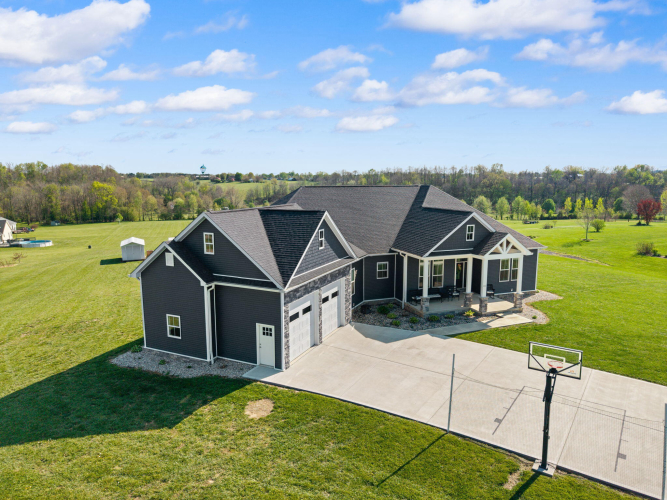 Listing Image 59