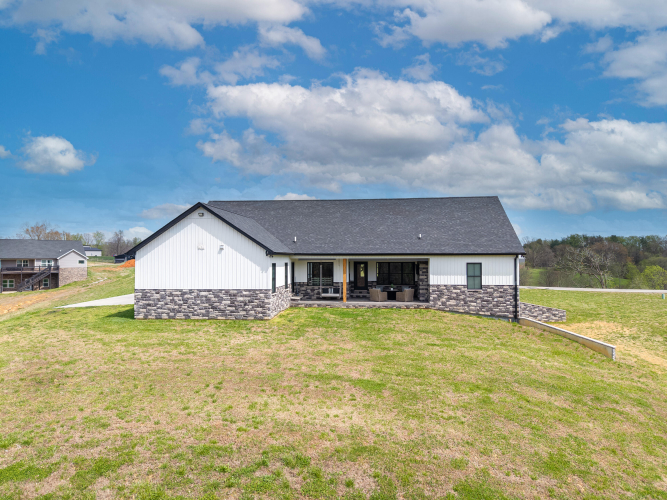 Listing Image 130