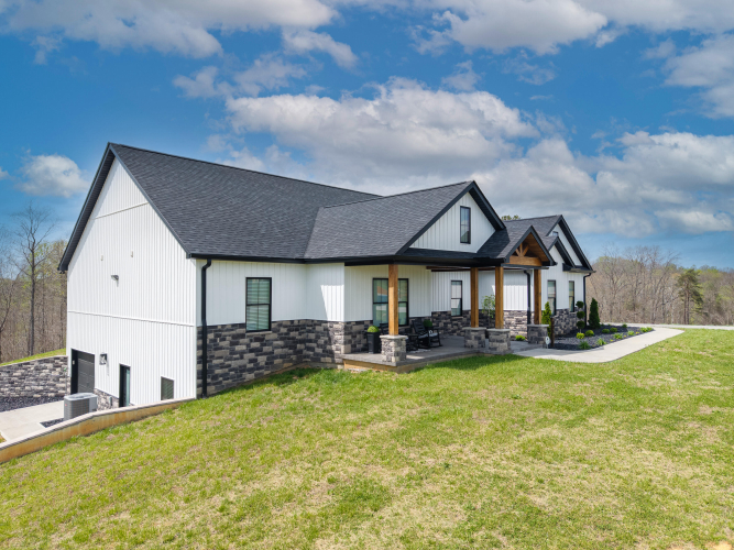Listing Image 131