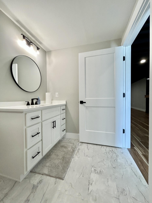 Listing Image 100