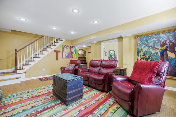 Listing Image 22