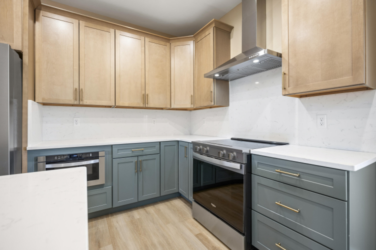 Listing Image 14