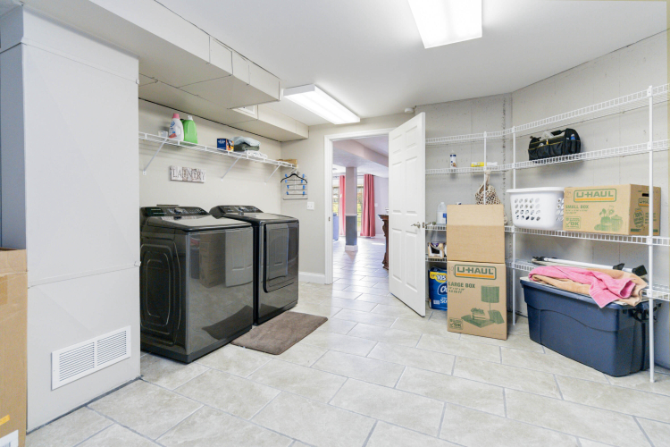 Listing Image 51