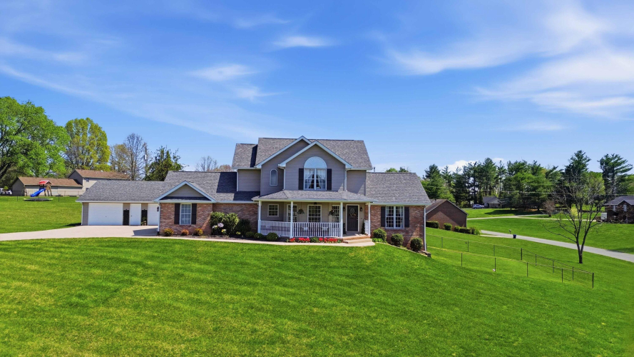 Listing Image 82