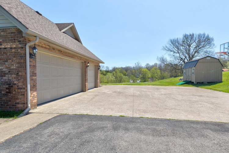 Listing Image 33