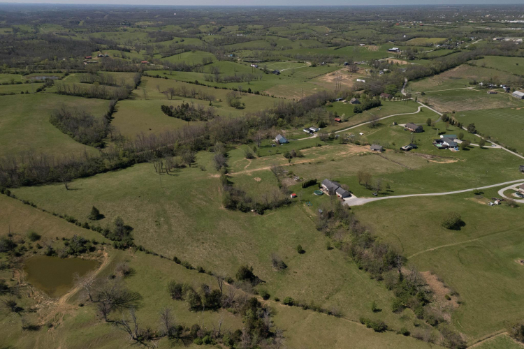 Listing Image 52